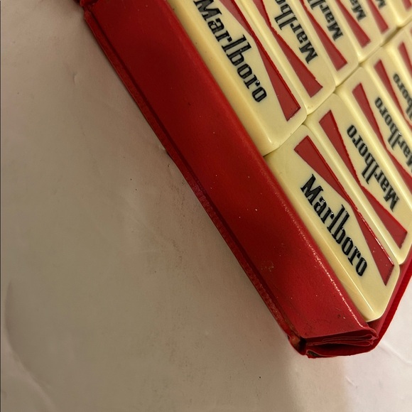 Vintage Dominos set Marlboro logo complete some visible wear due to age - Picture 4 of 9